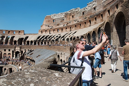 Biglietto d'ingresso Colosseo + Contenuti Multimediali Colosseo e Fori (Audioguida APP)
