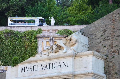Jardins do Vaticano em ônibus e ingresso para os Museus do Vaticano. 